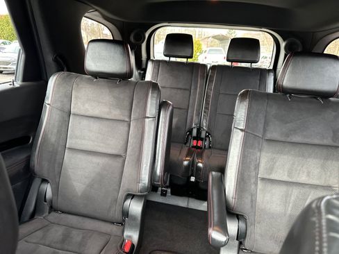 Used 2025 Dodge Durango GT image 41