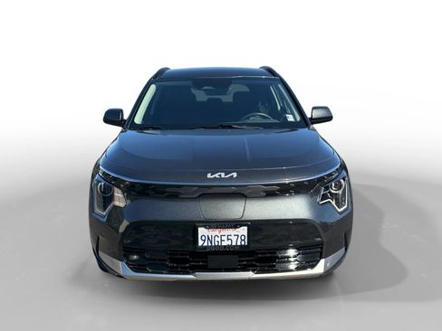 Used 2024 Kia Niro Wind w/ Wind Preserve Package FWD image 8