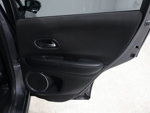 Used 2018 Honda HR-V EX image 21