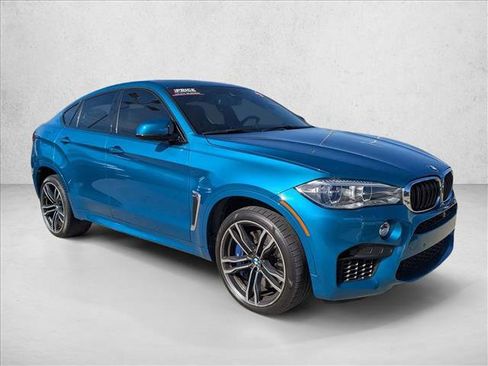 Used 2017 BMW X6 M image 3