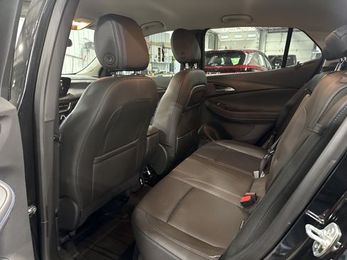 Used 2025 Buick Encore GX Sport Touring w/ Comfort Package AWD/4WD image 8