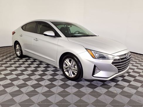 Used 2019 Hyundai Elantra Value Edition w/ Cargo Package FWD image 3