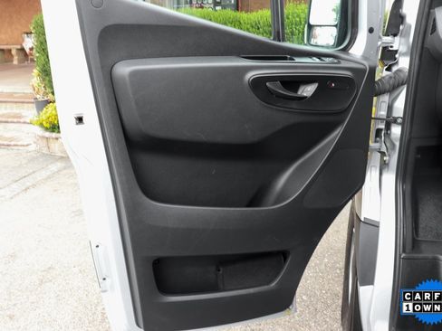 Used 2024 Mercedes-Benz Sprinter 2500 image 11