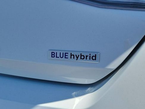 New 2026 Hyundai Elantra Hybrid FWD image 26