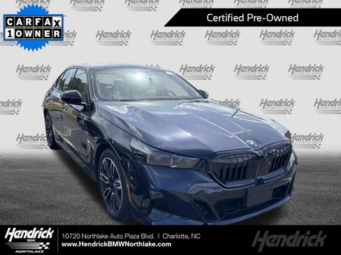 Used 2026 BMW 550e xDrive w/ Premium Package AWD/4WD image 1