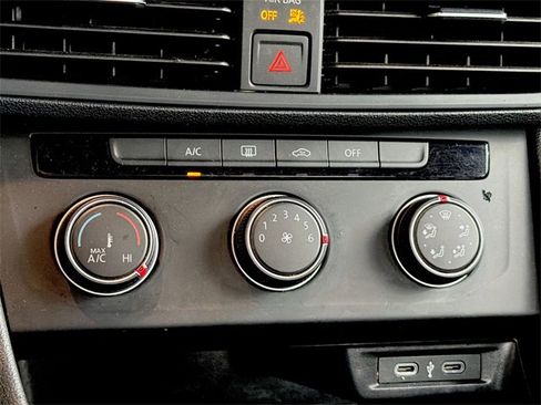 Used 2024 Volkswagen Jetta S image 14