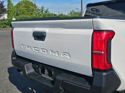 Used 2024 Toyota Tacoma SR RWD image 16