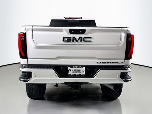 Used 2024 GMC Sierra 2500 Denali w/ Denali Reserve Package image 8