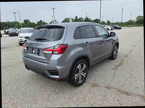 Used 2025 Mitsubishi Outlander Sport AWD image 4