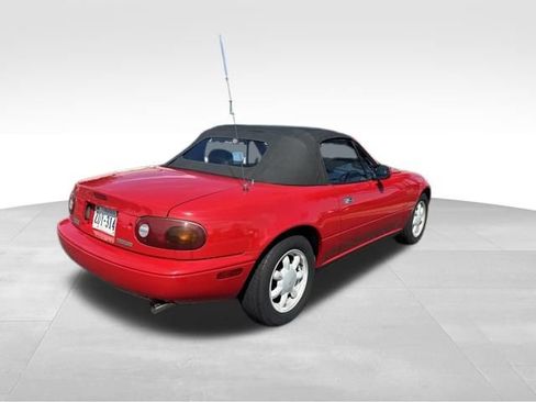 Used 1990 MAZDA MX-5 Miata RWD image 6