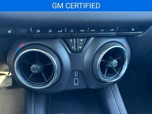 Certified 2025 Chevrolet Blazer LT FWD image 13