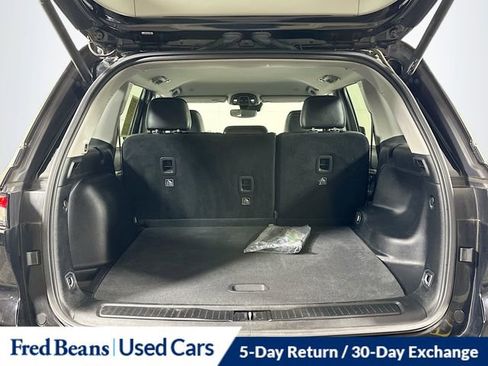 Used 2023 Jeep Grand Cherokee Limited w/ Black Appearance Package image 28