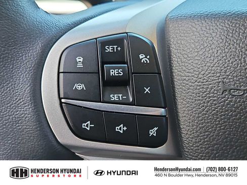 Used 2023 Ford Explorer XLT w/ Equipment Group 202A RWD image 23