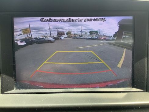 Used 2020 Hyundai Elantra SEL FWD image 19