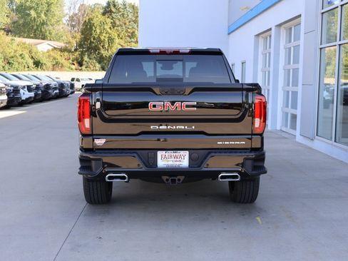 New 2026 GMC Sierra 1500 Denali w/ Denali Reserve Package image 9