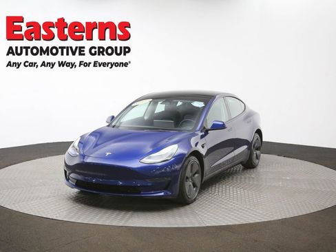 Used 2023 Tesla Model 3 Standard Range image 53