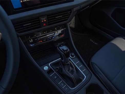 New 2026 Volkswagen Jetta SE image 12