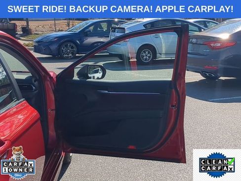 Used 2023 Toyota Camry SE image 35