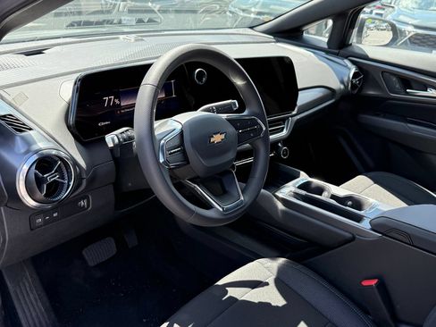 New 2026 Chevrolet Equinox EV LT FWD image 32