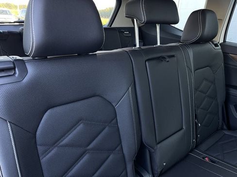 New 2026 Volkswagen Atlas SE image 29