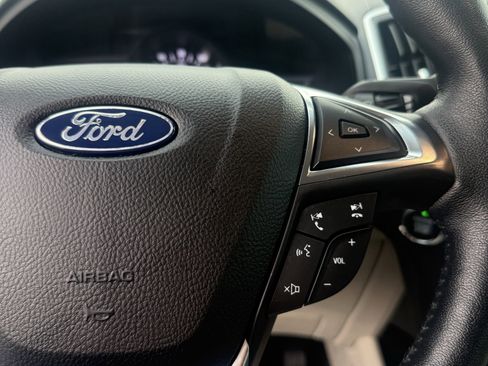 Used 2022 Ford Edge Titanium w/ Equipment Group 301A image 24