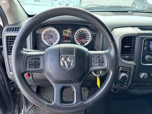 Used 2014 RAM 1500 ST w/ SXT Appearance Group AWD/4WD image 13