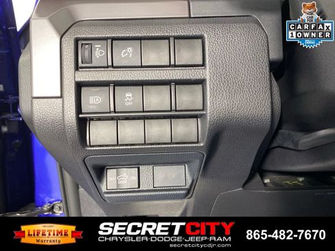 Used 2025 Toyota Tacoma TRD Sport AWD/4WD image 13