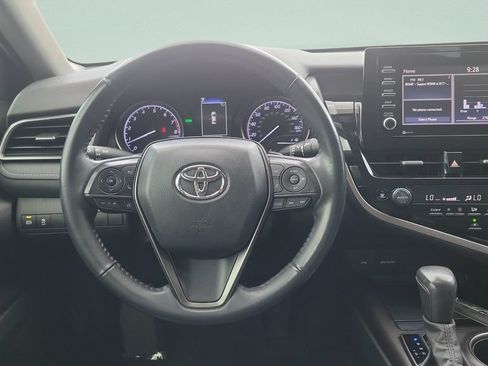 Certified 2022 Toyota Camry SE w/ Convenience Package FWD image 12