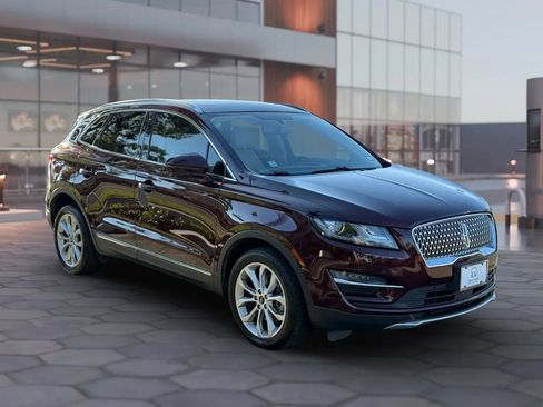 Used 2019 Lincoln MKC Select w/ Select Plus Package FWD image 8