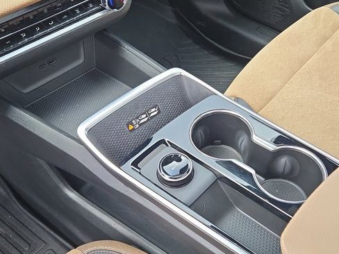 Used 2025 Chevrolet Equinox ACTIV w/ Safety and Technology Package image 29