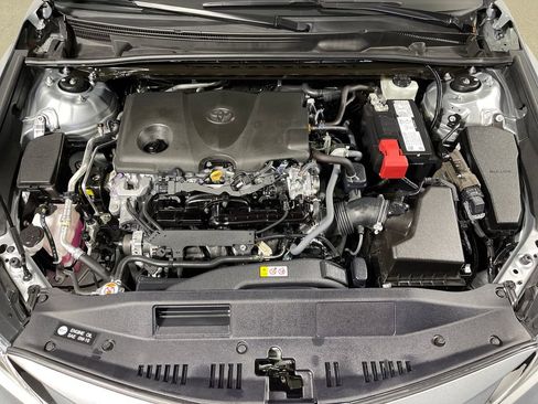 Certified 2023 Toyota Camry XLE w/ Navigation Package FWD image 9