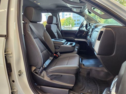 Used 2019 Chevrolet Silverado 2500 LT image 11