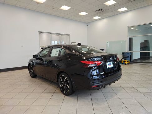 New 2025 Nissan Versa SR w/ Trunk Package image 5