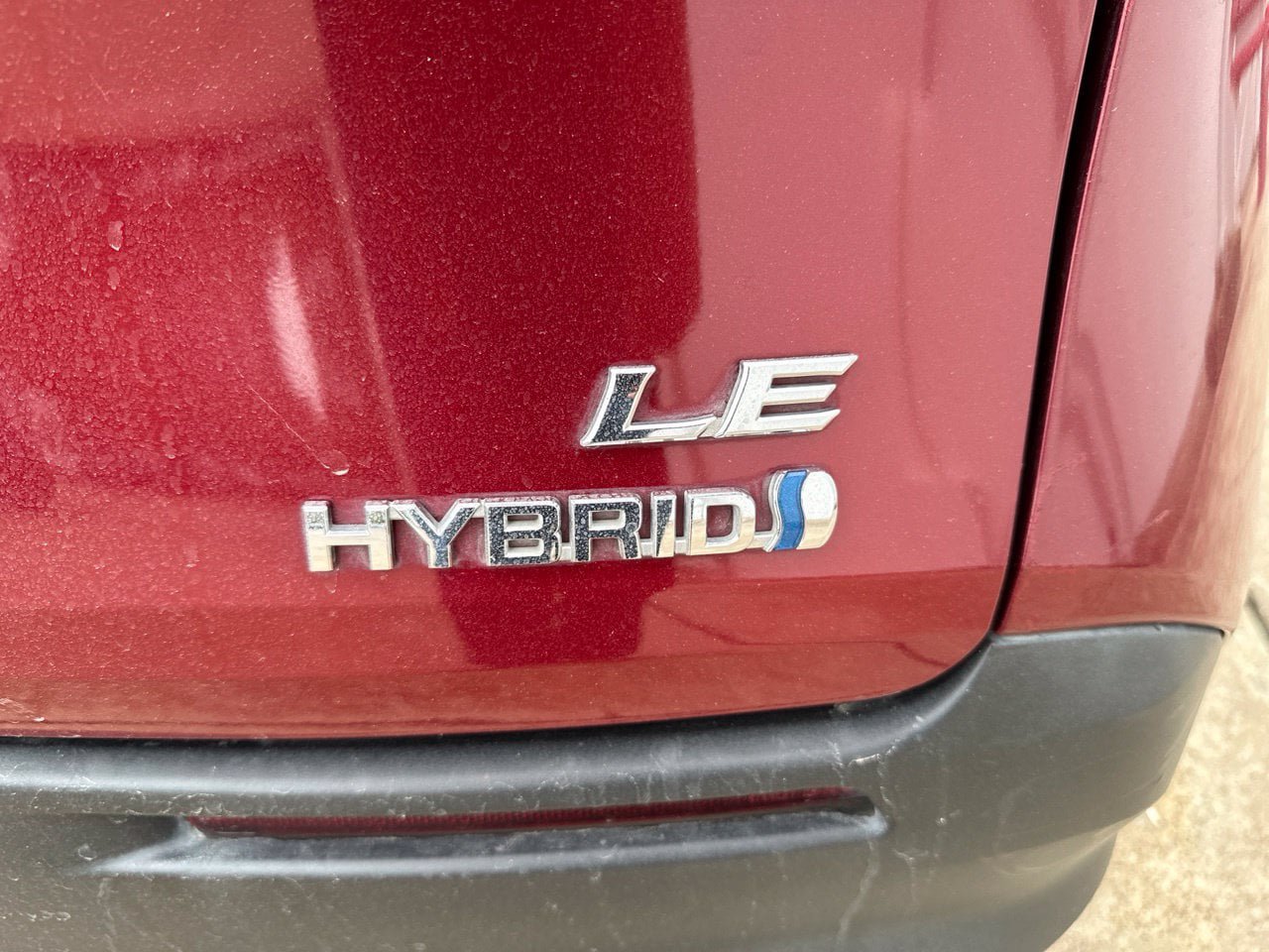 Used 2024 Toyota Sienna LE w/ LE Plus Package FWD image 3