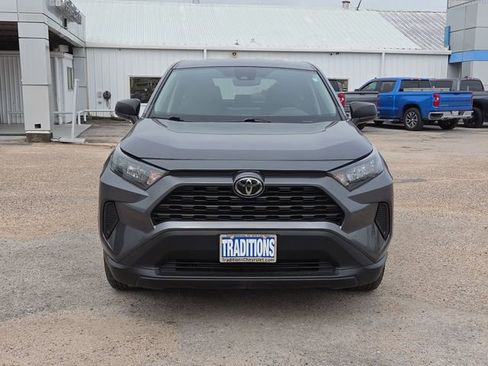 Used 2022 Toyota RAV4 LE FWD image 34