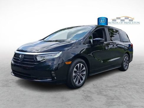 Certified 2023 Honda Odyssey EX-L image 3