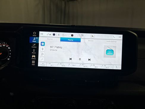 Used 2024 Jeep Gladiator Willys image 17