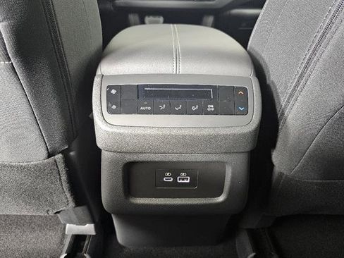 New 2025 Nissan Pathfinder SV image 46