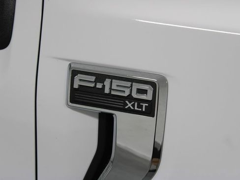 Used 2023 Ford F150 XLT w/ XTR Package image 11