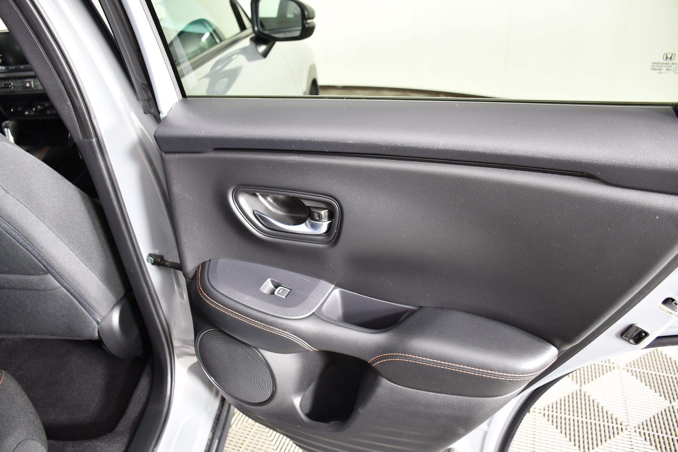 Certified 2024 Honda HR-V Sport image 41