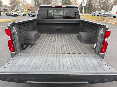Used 2022 Chevrolet Silverado 1500 LT Trail Boss w/ LT Trail Boss Premium Package image 31
