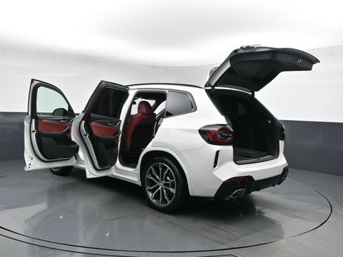 Used 2022 BMW X3 xDrive30i w/ M Sport Package 2 AWD/4WD image 28