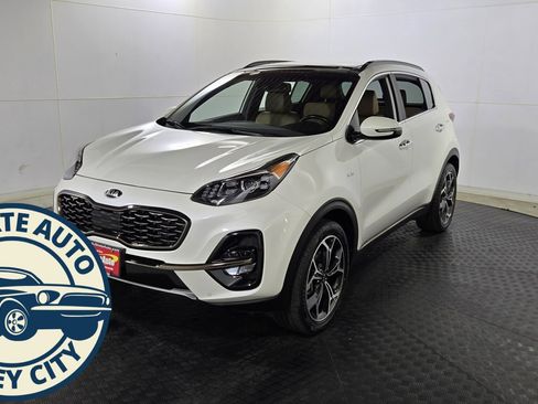 Used 2022 Kia Sportage SX image 3