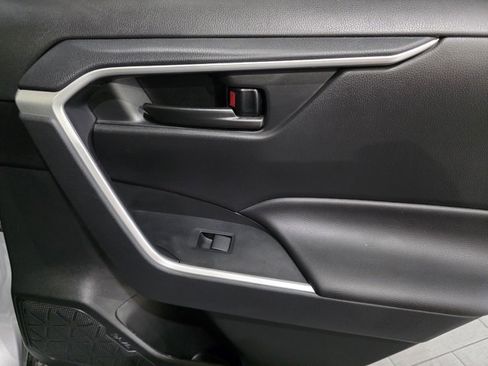 Used 2024 Toyota RAV4 LE image 12