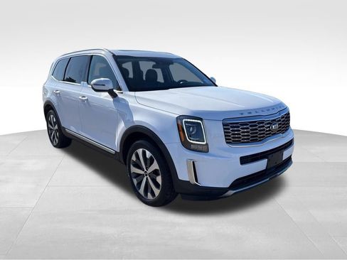 Used 2021 Kia Telluride S image 3