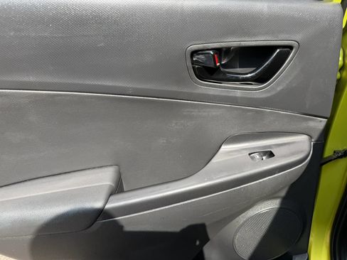 Used 2019 Hyundai Kona Ultimate FWD image 19