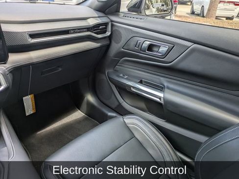 Used 2025 Ford Mustang GT Premium w/ GT Performance Package RWD image 17