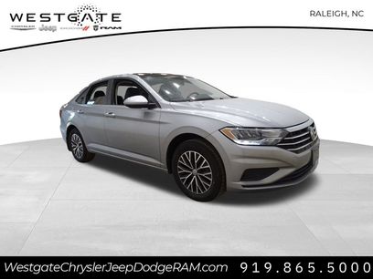 Used 2020 Volkswagen Jetta SE w/ SE Cold Weather Package