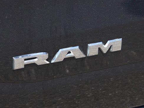 Used 2019 RAM 1500 Big Horn image 45