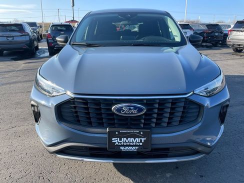 Used 2025 Ford Escape Active image 28